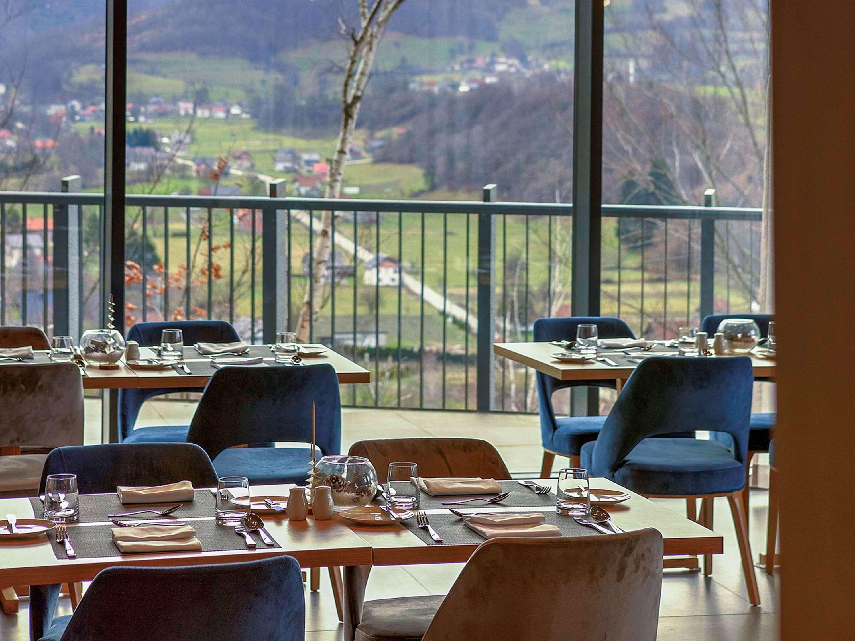 美憬阁水疗度假村-塞拉耶佛塔尔琴森林 Tarcin 外观 照片 Restaurant